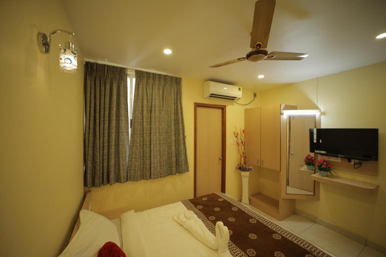 Nadanam Inn ポンディシェリ エクステリア 写真