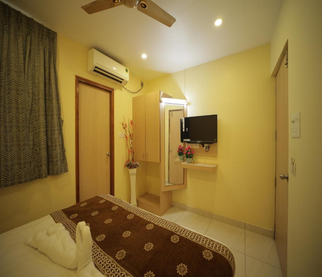 Nadanam Inn ポンディシェリ エクステリア 写真
