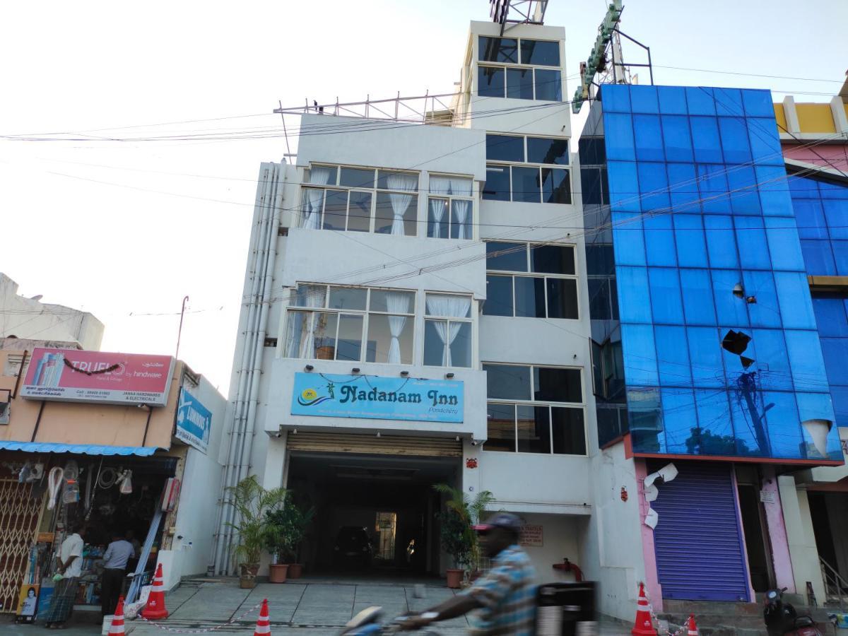Nadanam Inn ポンディシェリ エクステリア 写真